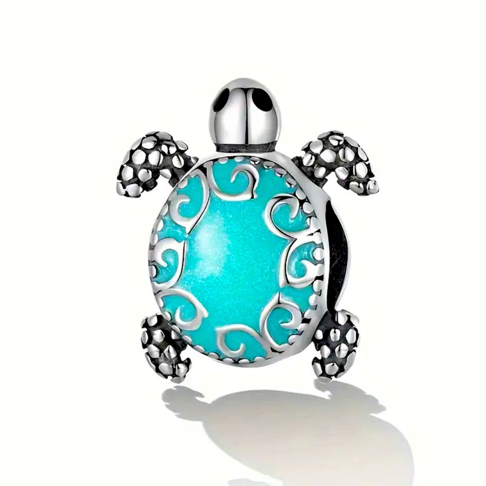 silver sea turtle bead charm for bracelet or necklace NWT